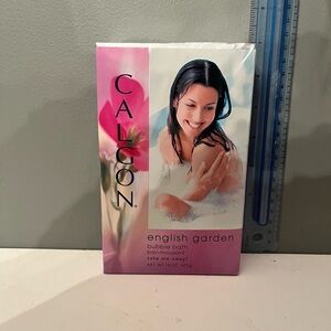 New Calgon English Garden Bubble Bath  Big Size 18.75 Oz  SEALED